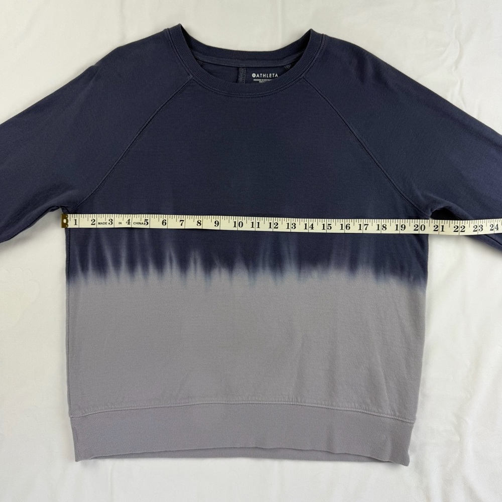 ATHLETA Sundown Dip Dye Crewneck Sweatshirt in Medieval Violet Size Small (GUC) - Picture 9 of 11